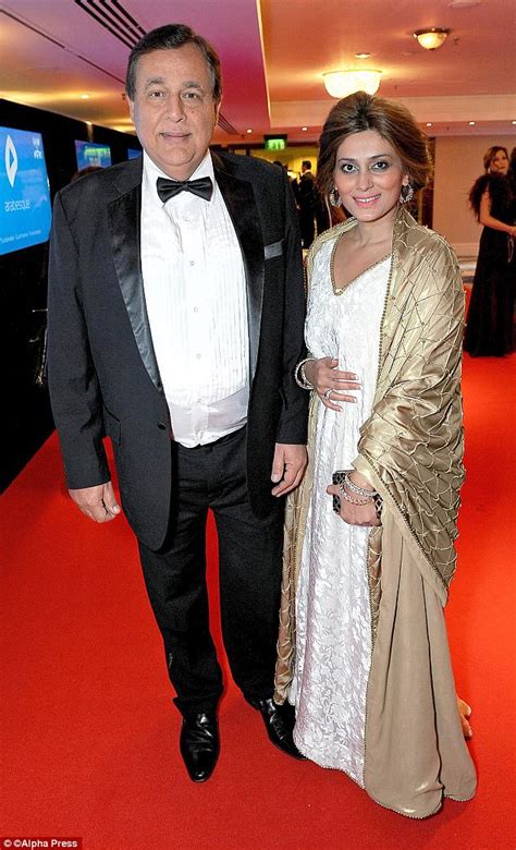 Princess Diana S Surgeon Lover Hasnat Khan Gets Engaged