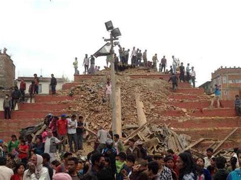 Nepal Earthquake Over 3000 People Killed 6500 Injured