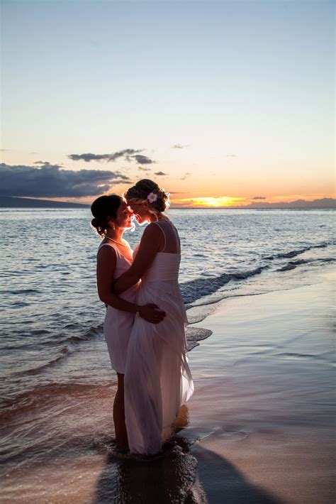 sexy lesbian wedding photography on beach in hawaii