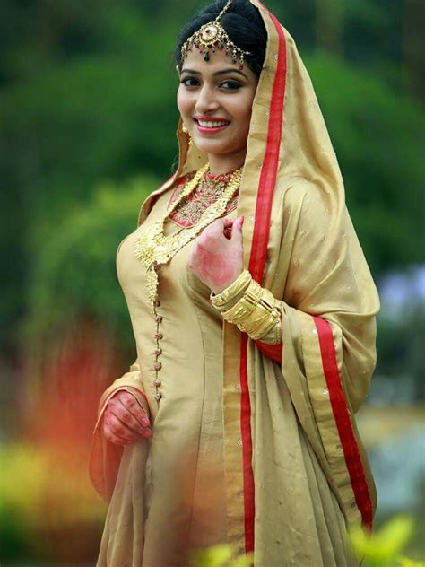 the fresh malayali unseen photos actress anu sithara