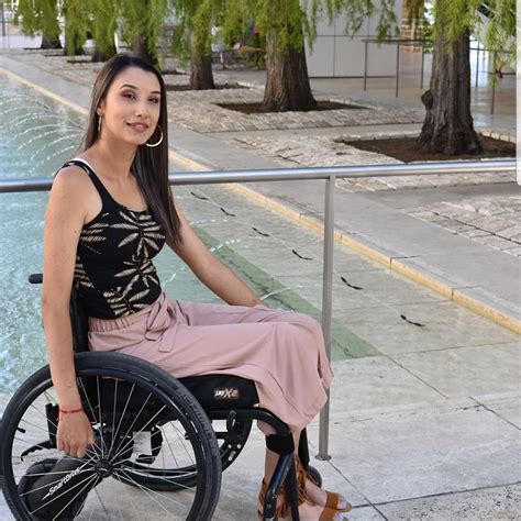 wheelchair wheelchairlife wheelchairgirl wheelchairbeauty paraplegic paraplegicfeet