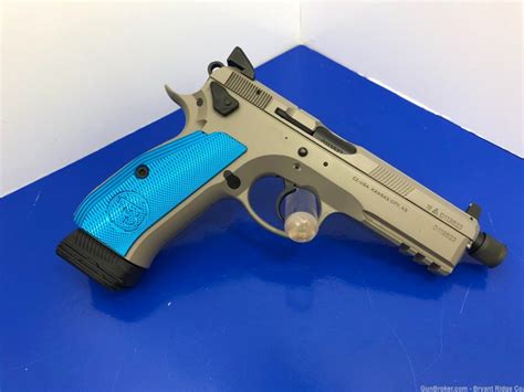 sold  cz  sp  tactical xmm grey bill hicks exclusive blue grips bryant ridge