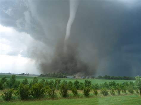 tornadoes weather wiz kids