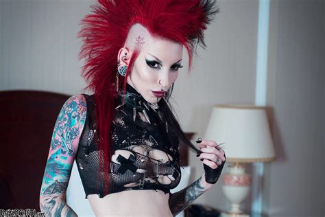 tattooed punk babe with mohawk shows off her great ass pichunter