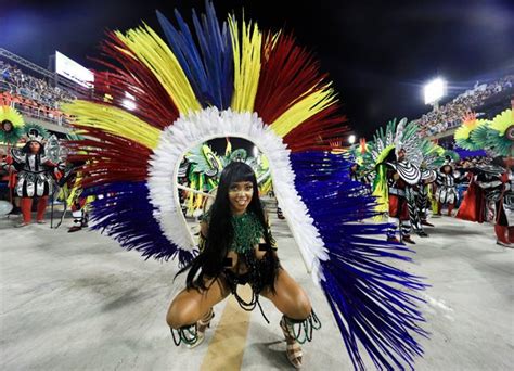 Topless Rio Carnival Dancers Flaunt Eye Popping Outfits At Street Party