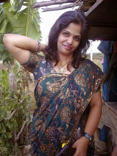 indian hot bhabhi enjoying romance with her devar follow me and pin it if u r hot aunty