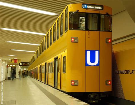 berliner  bahn museum berlin spandau bahn berlin  ride subway