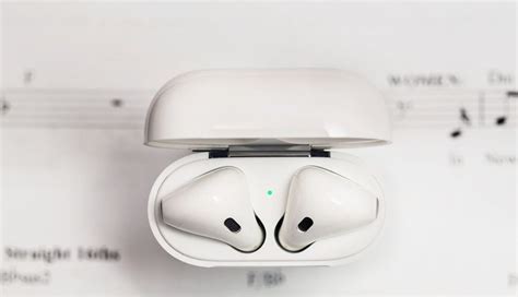 apple airpod  improved wireless connection  battery life