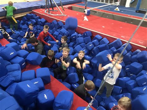 safety  foam pits