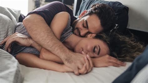 The Position You Cuddle In Says Everything About Your