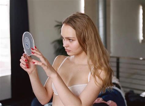 49 Hot Pictures Of Lily Rose Depp Which Will Make Your Day