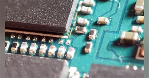 whats  difference  surface mount  hole  mixed