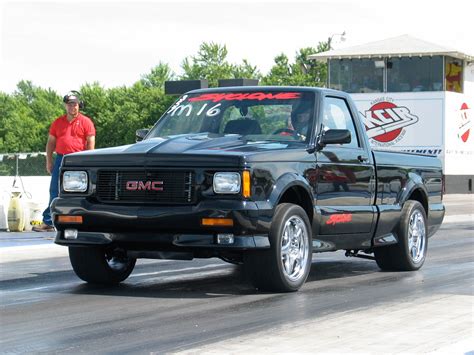 gmc syclone saluting  original sport truck hot rod network