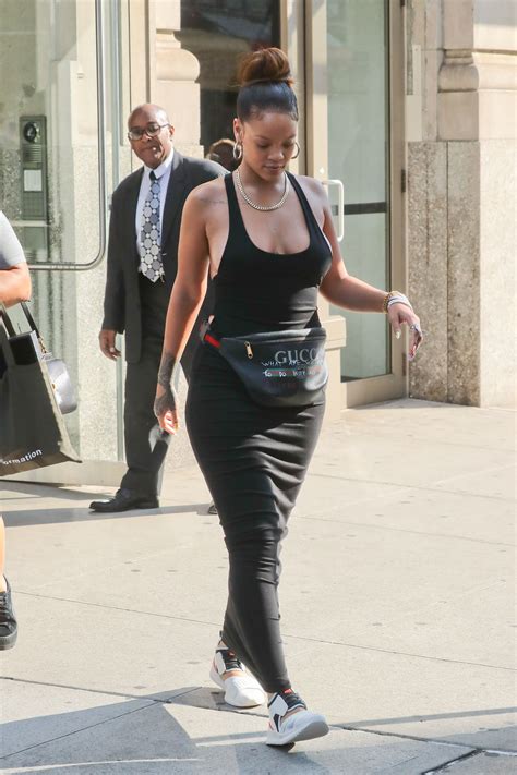 rihanna braless 31 photos thefappening