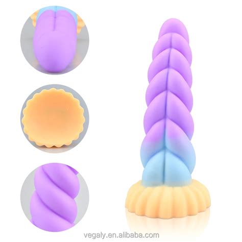 New Product Design Big Penis Silicone Dildo Color Huge Penis Real Happy