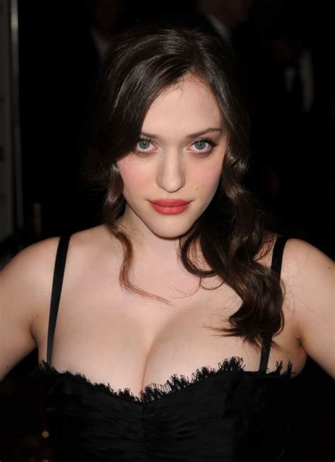 toutes les photos volées de kat dennings nue et seins nus