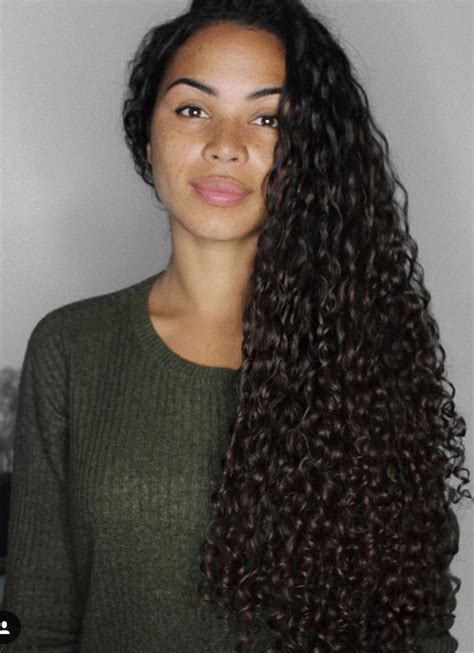 Pin By Aimee Jackson On Curlspiration Long Hair Styles Wavy Hair