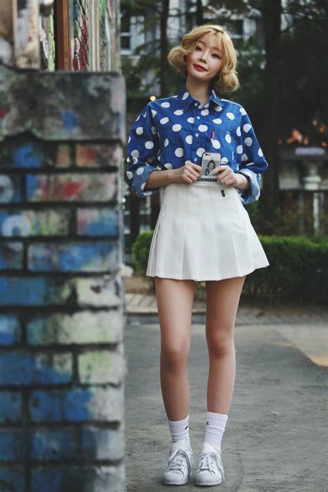 Korean Street Fashion Editorial The Tennis Skirt — Seoul