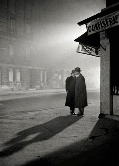 30 amazing photographs capture everyday life in france in the early