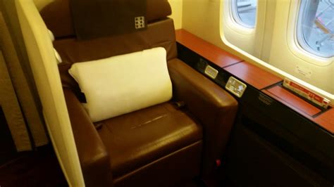 Japan Airlines First Class Suite 777 300er Tokyo Narita Nrt To Los