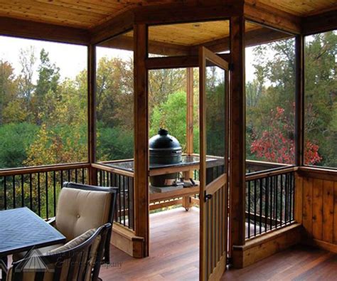 stepping    cooking area today     screened  porch im sharing