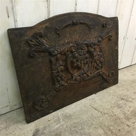 antique cast iron fireback vv reclamation