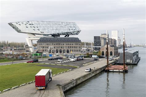 war   worlds port house headquarters antwerp belgium  zha architectural review