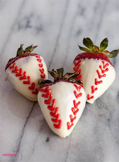 baseball chocolate covered strawberries midgetmomma