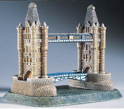 lilliput lane tower bridge london miniature tower bridge miniature houses english country decor