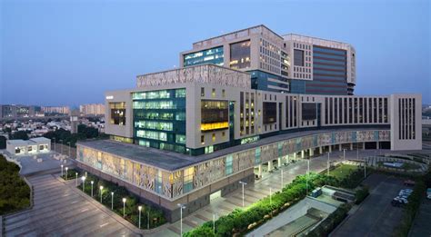 dlf cyber city office space  lease rent sale  cyber city