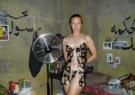 naked iraq girl image porn pictures