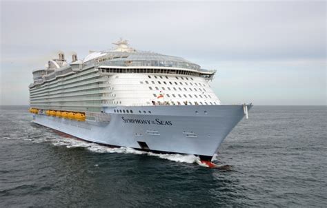 enjoy art auctions aboard  worlds largest cruise ship symphony