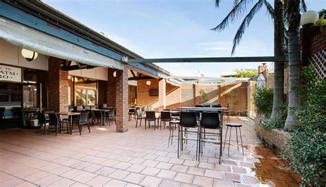 forest hotel updated  reviews frenchs forest australia