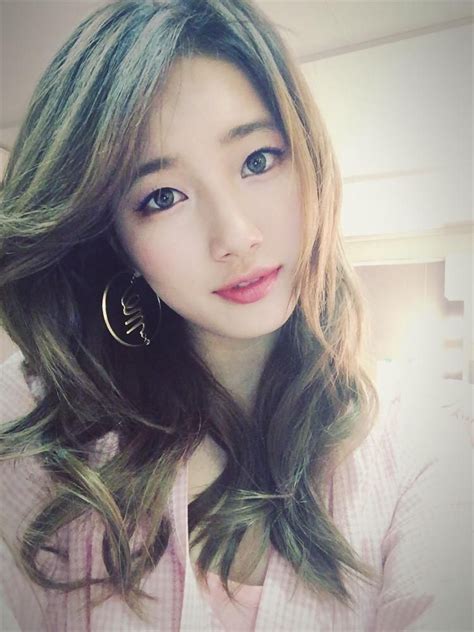 Suzy Selca Pretty Asian Beautiful Asian Women Korean Women Korean