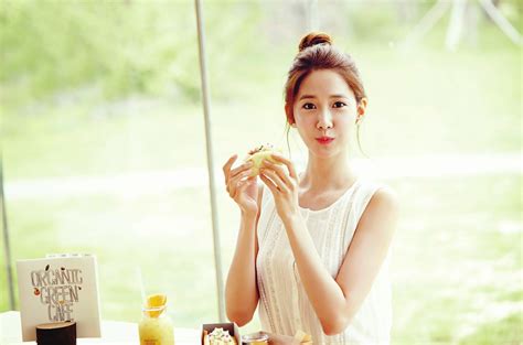 Snsd Yoona Innisfree Organic Green Cafe Wallpaper Hd Hot Sexy Beauty Club