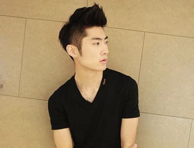 model gaya rambut pria korea terbaru
