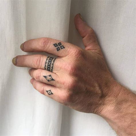 top    simple tattoo  finger latest thtantai