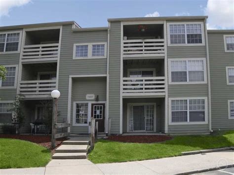 pier  apartments townhomes indianapolis