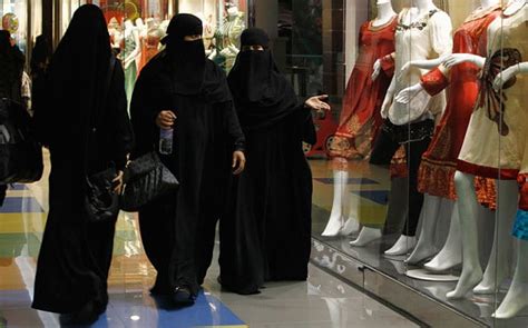 video saudi women cast first votes in local elections telegraph
