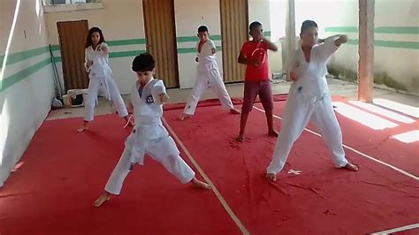 aula bÁsica de karate projeto crescendo com cristo potengi youtube