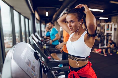 beginner treadmill workout popsugar fitness