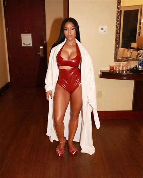 Nicki Minaj 5 Sexy Photos Thefappening