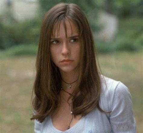 the 100 most stunning women of the 90s jennifer love hewitt body