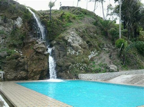 gibeon hill waterfall samosir island 2020 all you need
