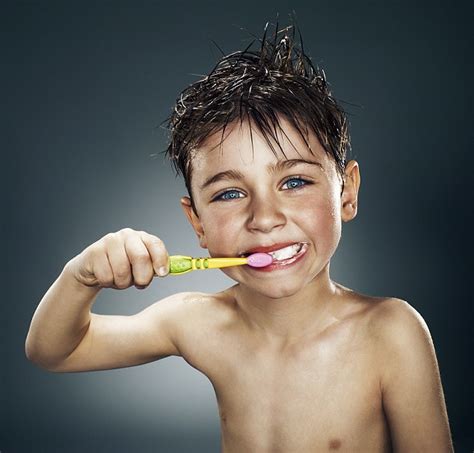 Busty Girl Brushs Teeth Babes