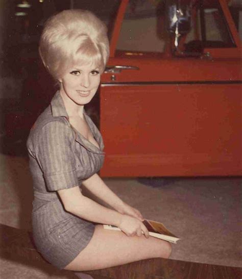 Beehive Blondie 1960s Big Hair 1960s Hair Style