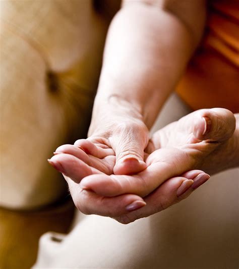 arthritis   hands symptoms   treatment