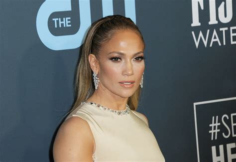 Jennifer Lopez Wierzy że Z Wiekiem Kobiety Stają Się Bardziej Seksowne