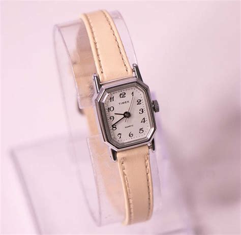 Vintage 1990s Ladies Timex Quartz Rectangular Watch Vintage Radar