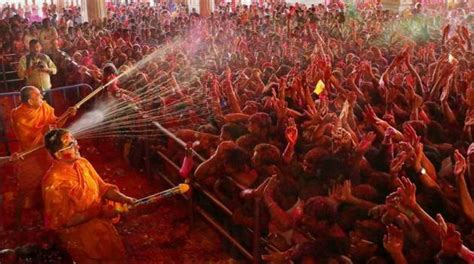 holi 2017 here s how people are celebrating the festival of colours in